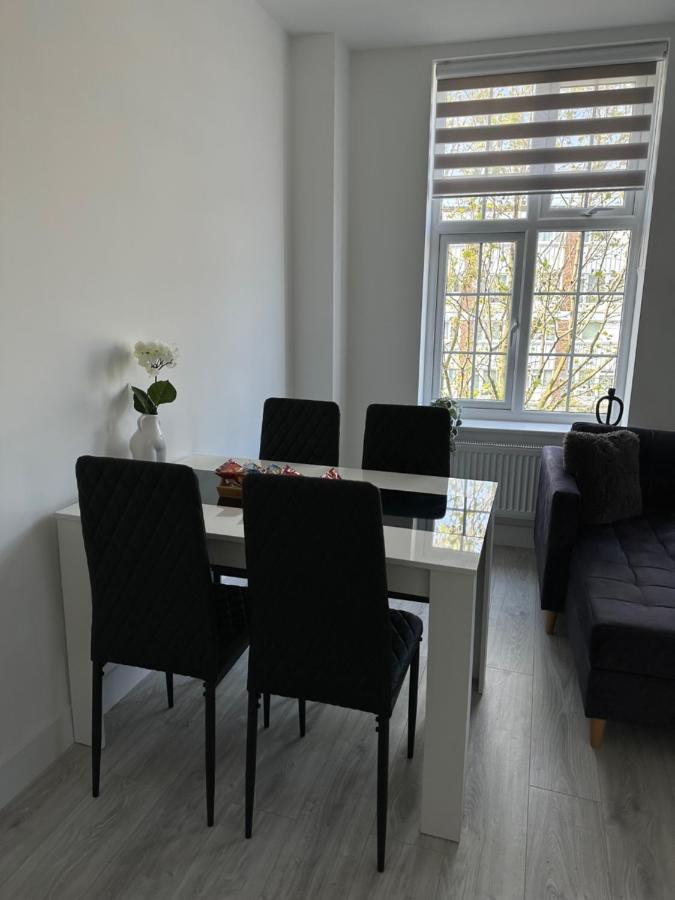 The Walworth Retreat- Cozy Flats In London Leilighet Eksteriør bilde